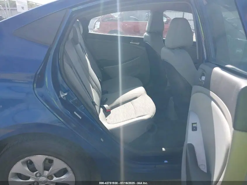 2016 HYUNDAI ACCENT SE