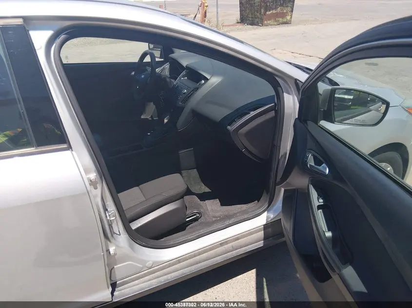 2018 FORD FOCUS SE