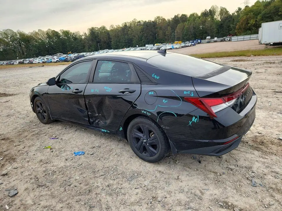 2021 HYUNDAI ELANTRA SEL  