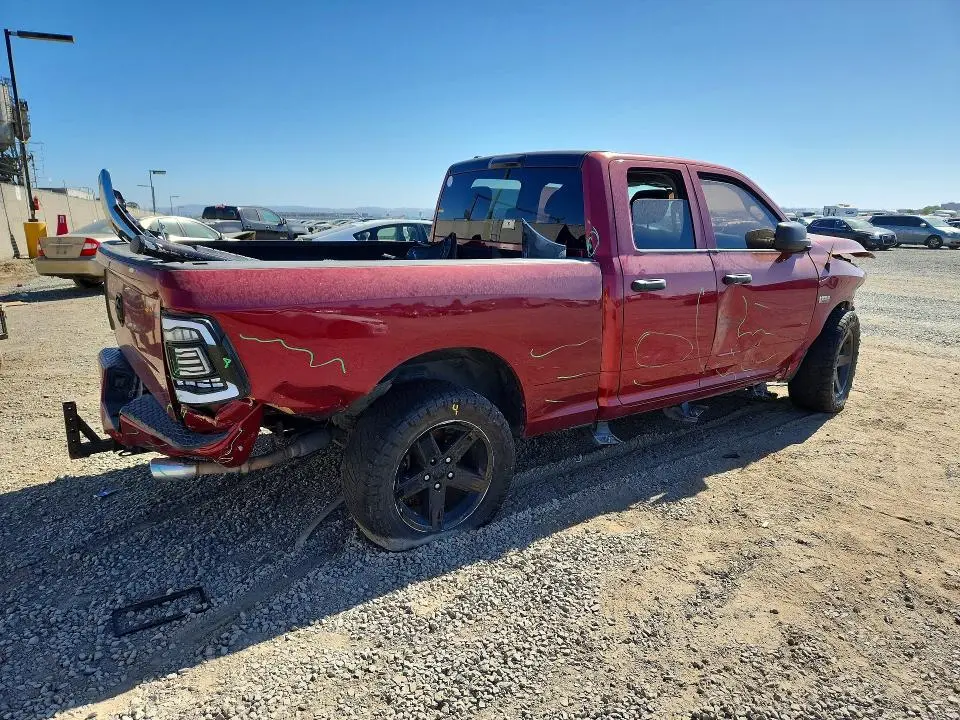 2015 RAM 1500 ST  