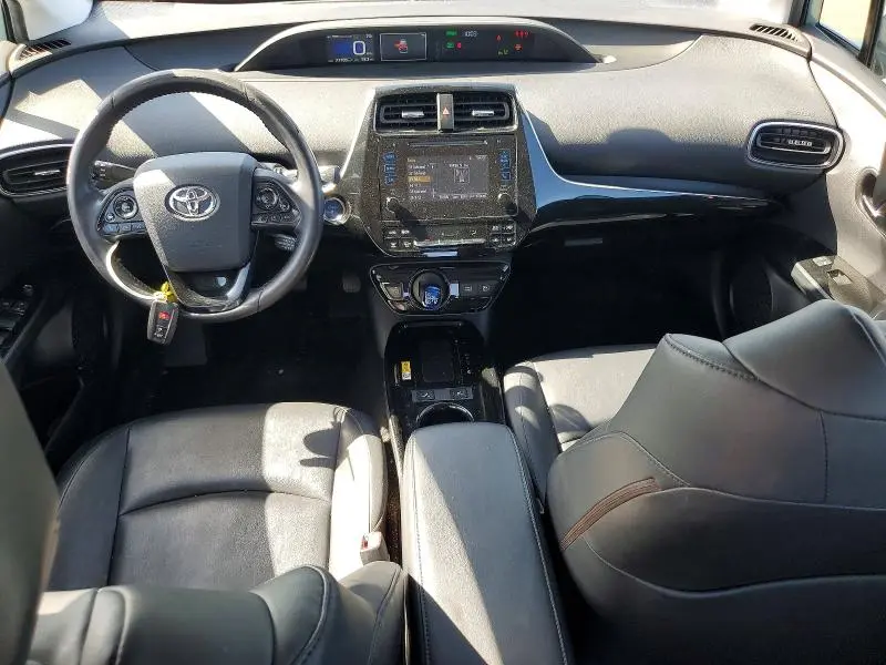 2019 TOYOTA PRIUS XLE  