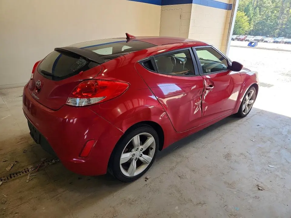2012 HYUNDAI VELOSTER BASE  