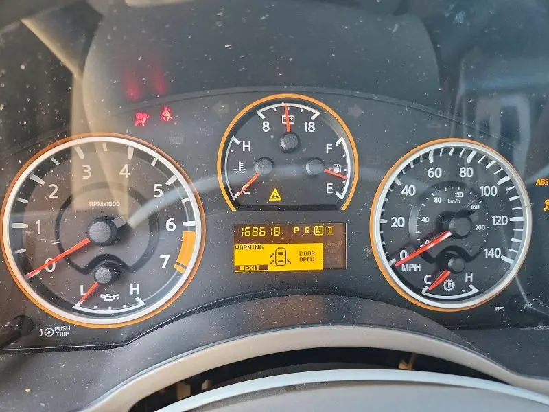 2012 NISSAN ARMADA SV  