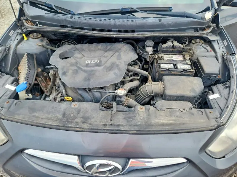 2012 HYUNDAI ACCENT GS  