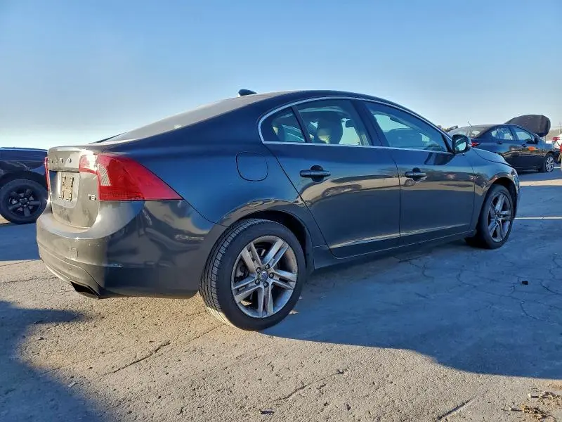 2014 VOLVO S60 T5  