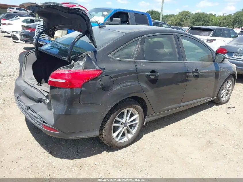 2017 FORD FOCUS SE