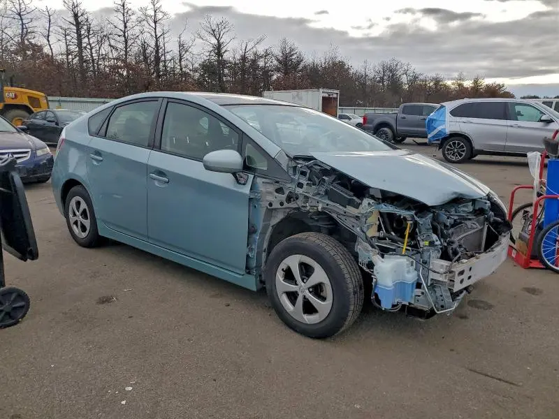 2014 TOYOTA PRIUS   