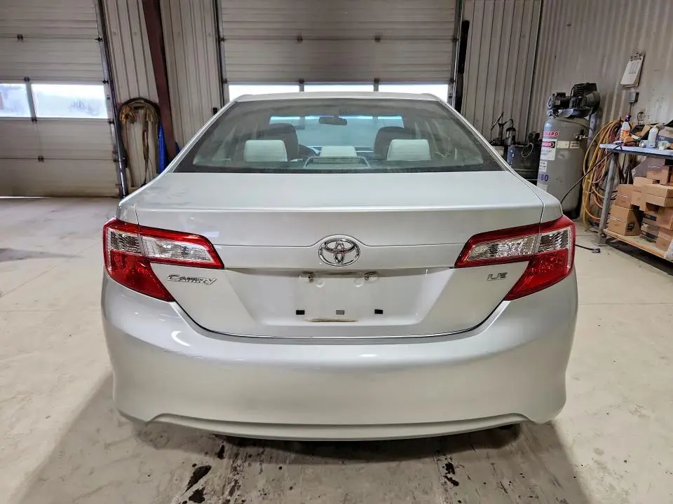 2013 TOYOTA CAMRY LE  
