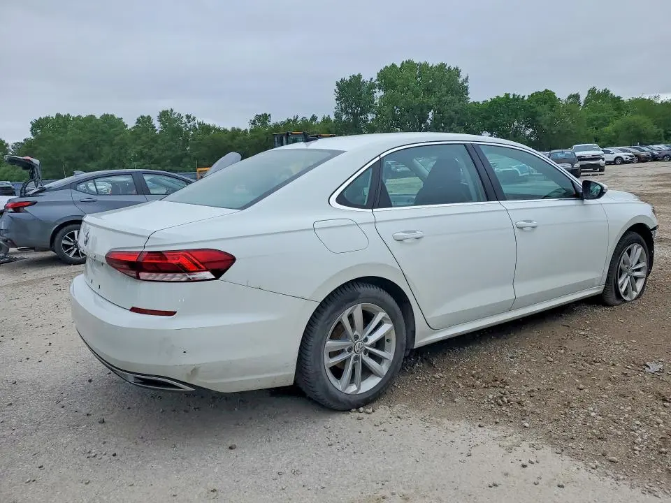 2020 VOLKSWAGEN PASSAT SE  