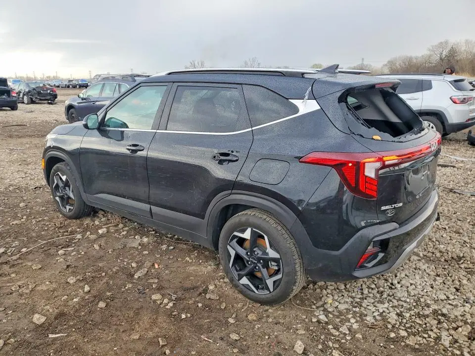 2024 KIA SELTOS EX  