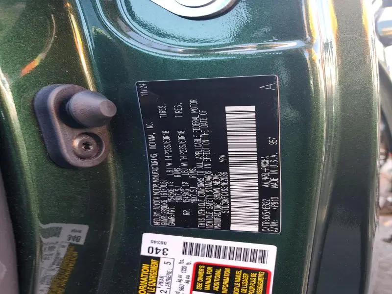 2025 TOYOTA SIENNA XSE  