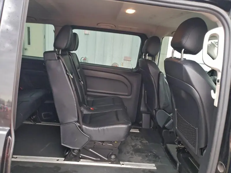 2019 MERCEDES-BENZ METRIS   