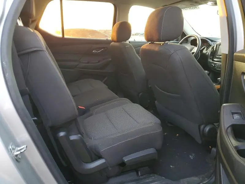 2019 CHEVROLET TRAVERSE LS  