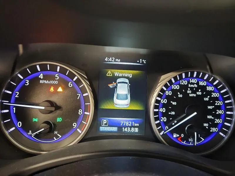 2015 INFINITI Q50 BASE  