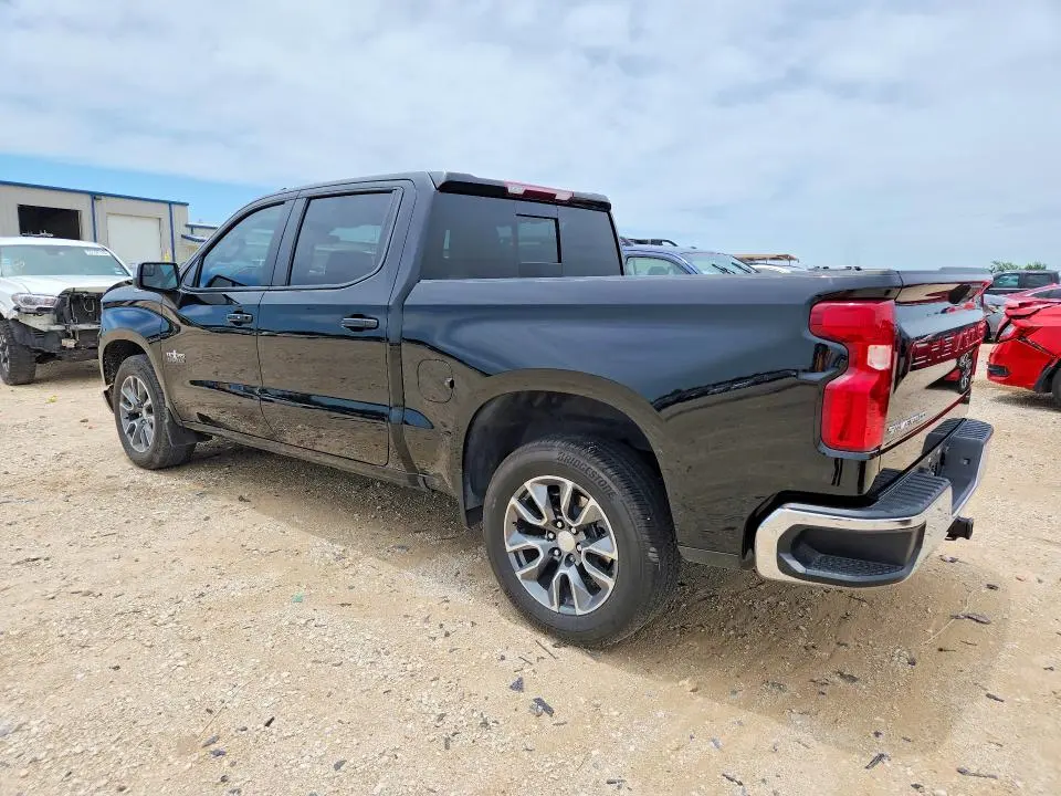 2025 CHEVROLET SILVERADO C1500 LT  