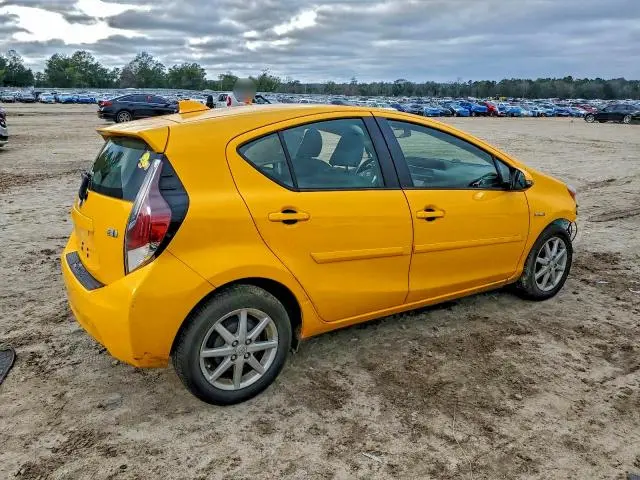 2015 TOYOTA PRIUS C   