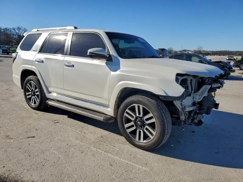 2014 TOYOTA 4RUNNER SR5  
