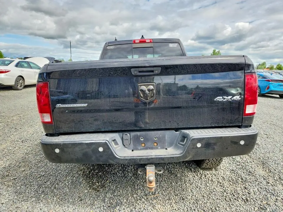 2014 RAM 1500 SLT  