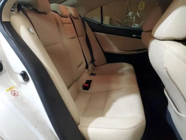 2016 LEXUS IS 300  