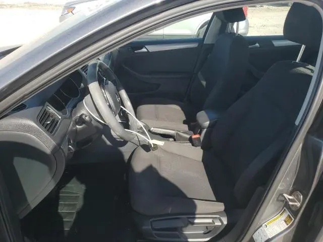 2016 VOLKSWAGEN JETTA SE  