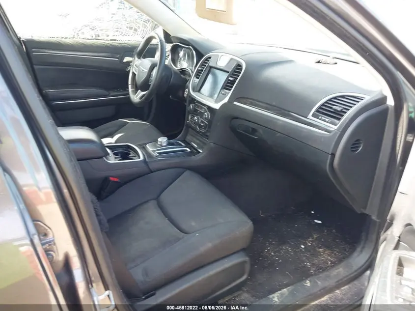 2018 CHRYSLER 300 TOURING