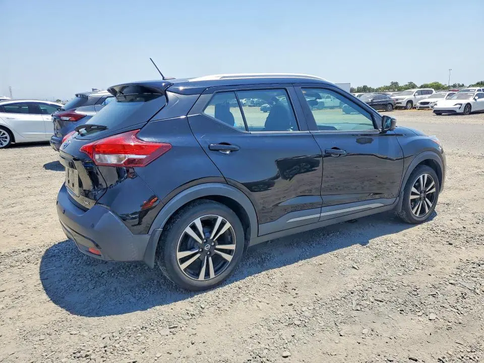2020 NISSAN KICKS SR  