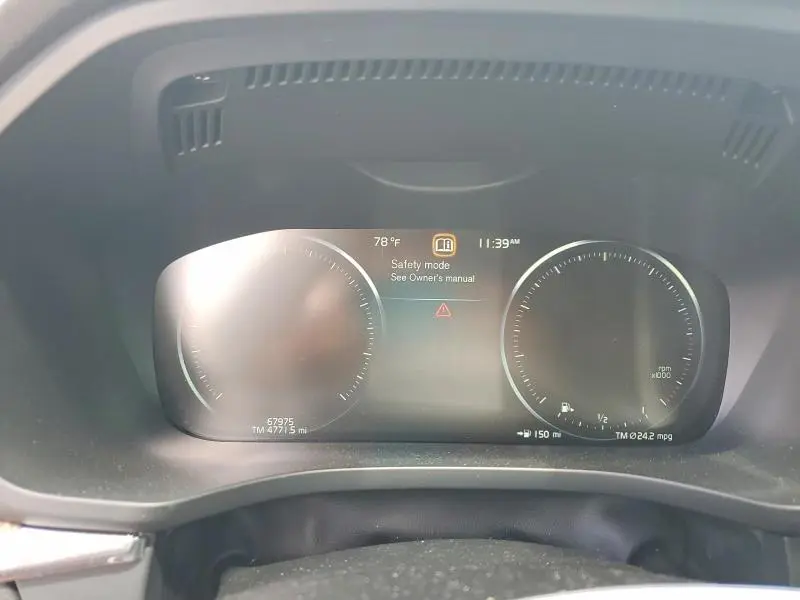 2019 VOLVO XC60 T5 MOMENTUM  