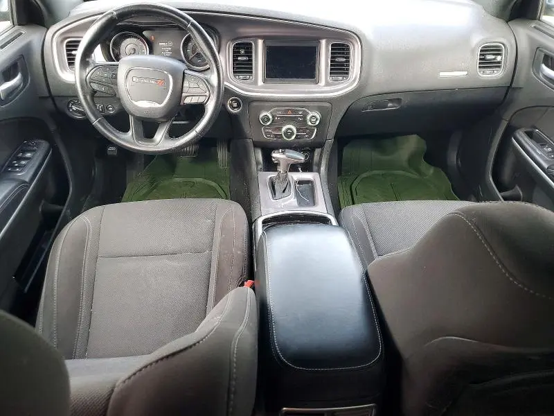2019 DODGE CHARGER SXT  