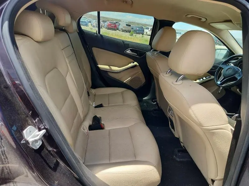 2015 MERCEDES-BENZ GLA 250 4MATIC  