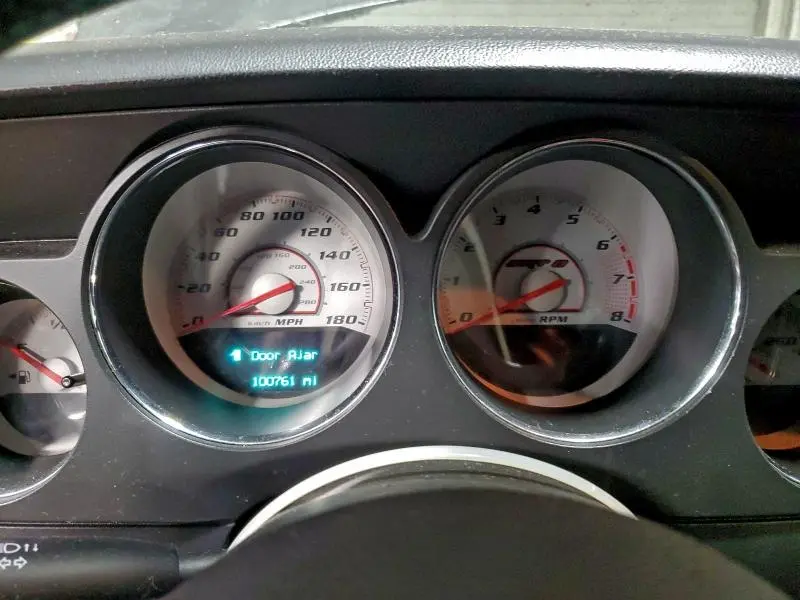 2012 DODGE CHALLENGER SRT-8  