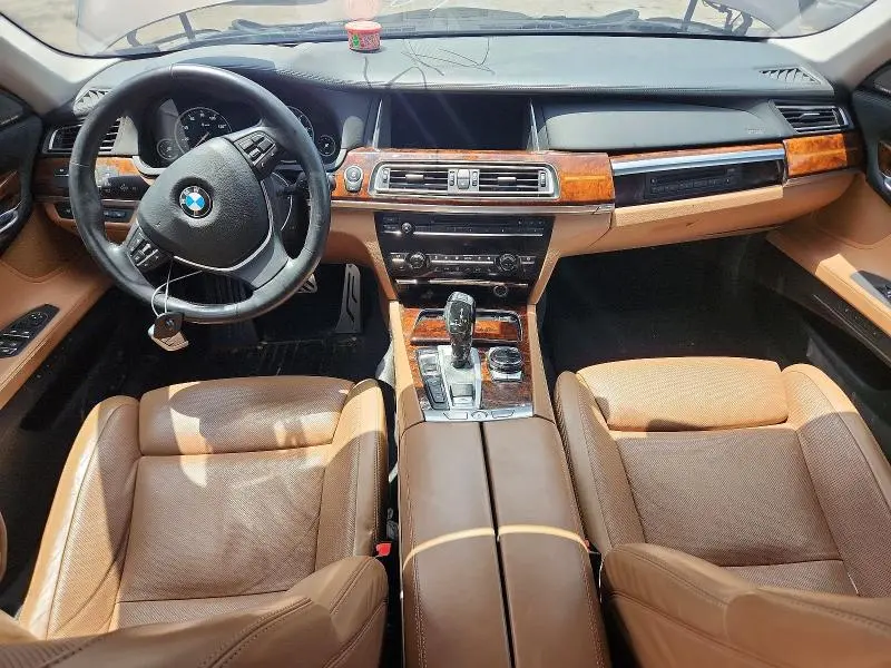 2014 BMW 750 LXI  