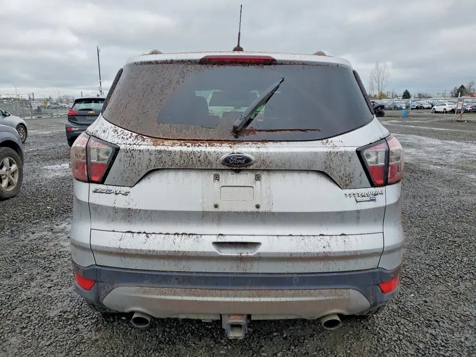 2017 FORD ESCAPE TITANIUM  