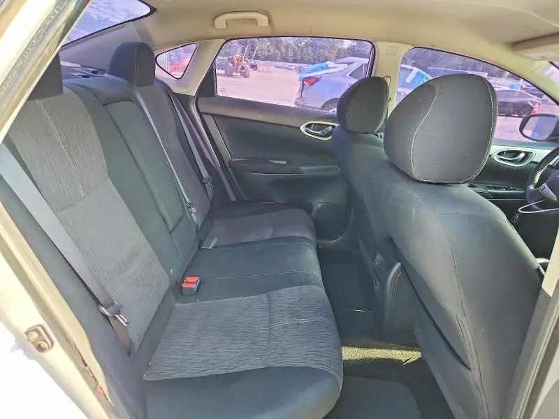 2015 NISSAN SENTRA SV  