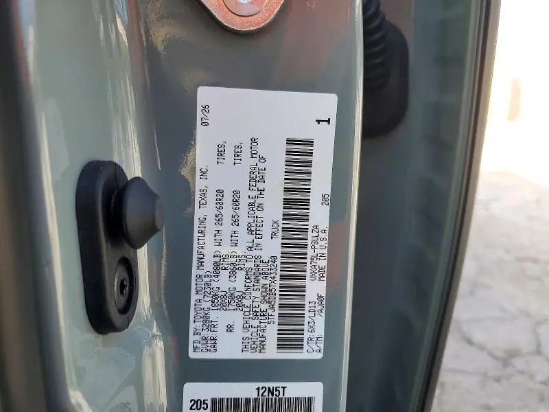 2026 TOYOTA TUNDRA CREWMAX LIMITED  