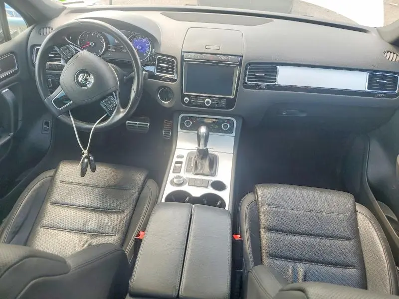 2017 VOLKSWAGEN TOUAREG WOLFSBURG  