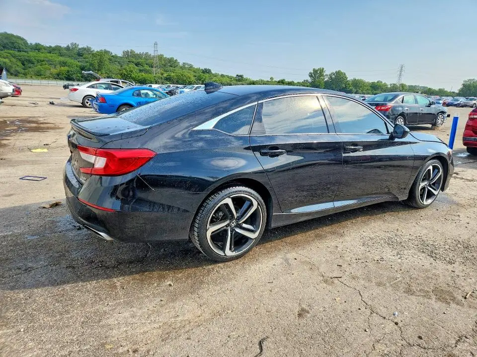 2019 HONDA ACCORD SPORT  
