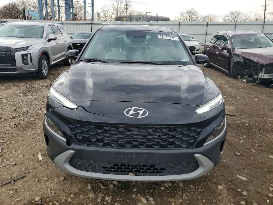 2022 HYUNDAI KONA SE  