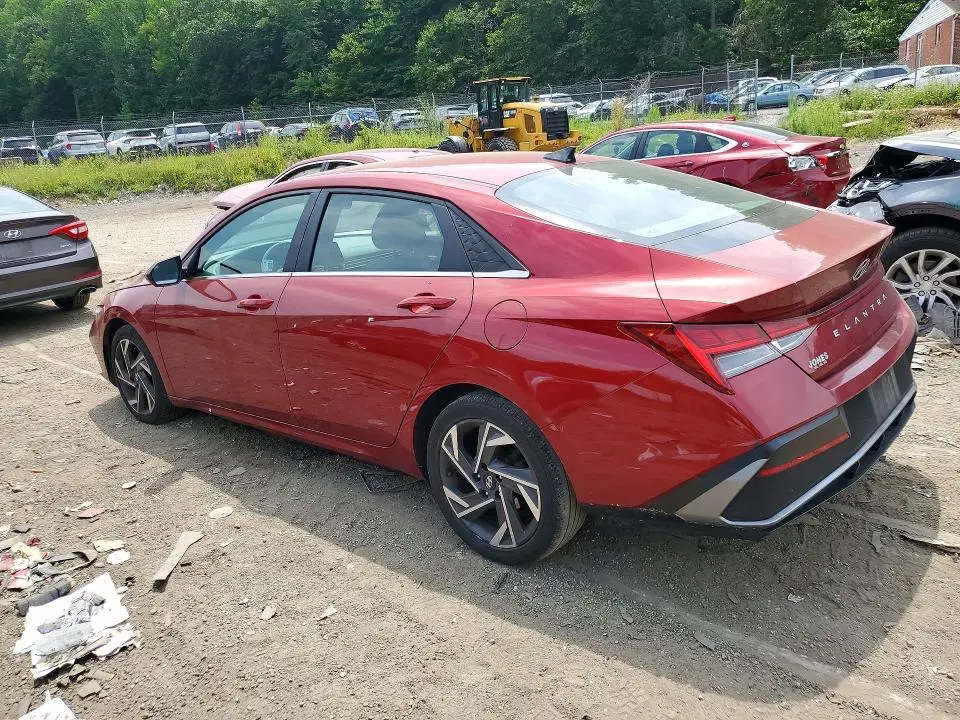 2024 HYUNDAI ELANTRA SEL  