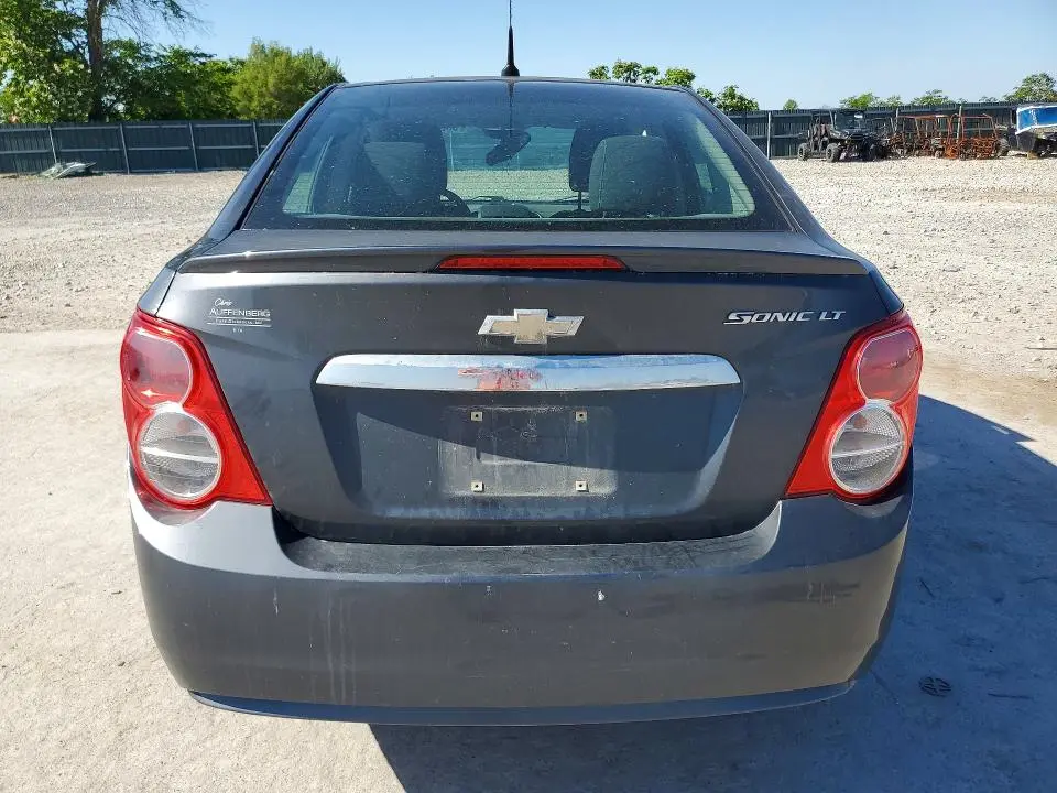 2013 CHEVROLET SONIC LT  