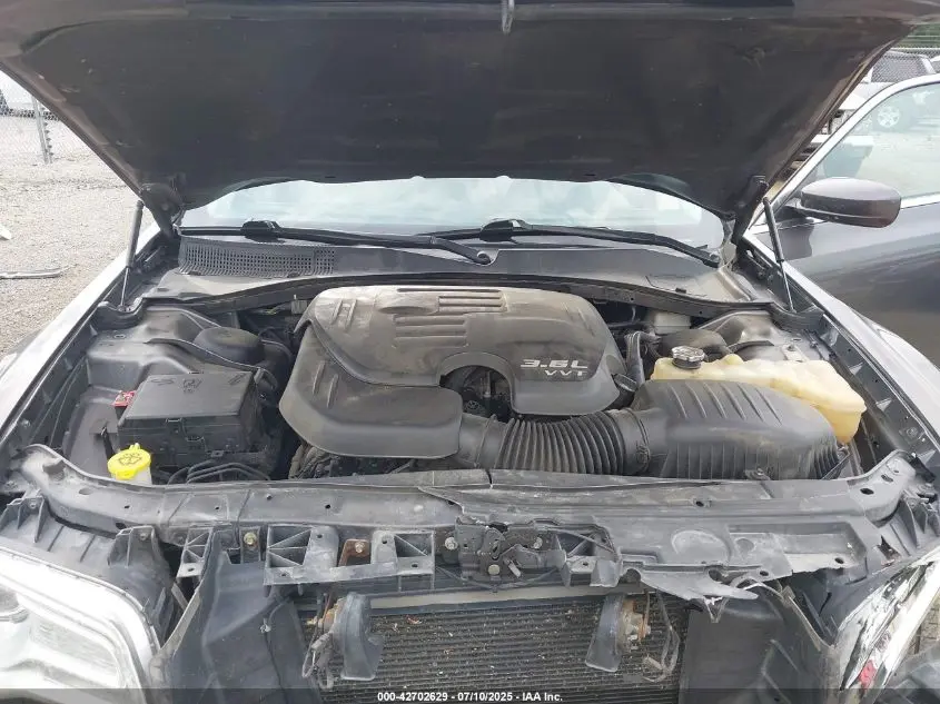 2015 CHRYSLER 300 LIMITED