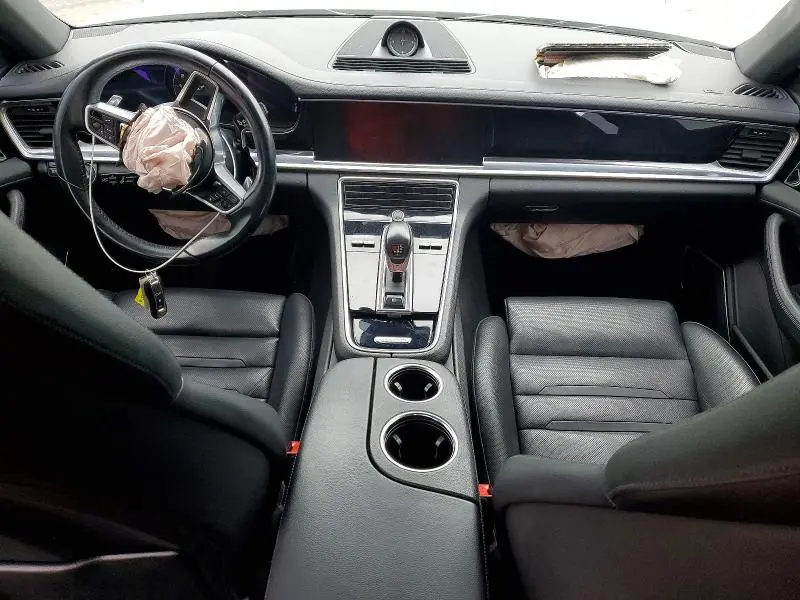 2018 PORSCHE PANAMERA 4S  