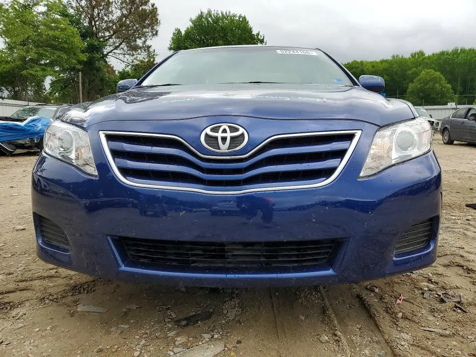 2010 TOYOTA CAMRY LE  