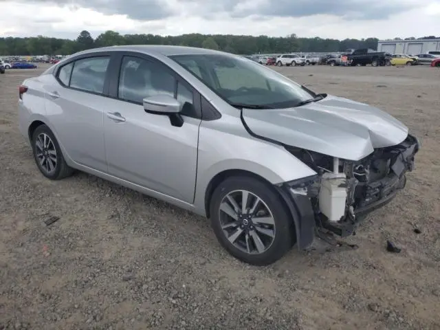 2021 NISSAN VERSA SV  