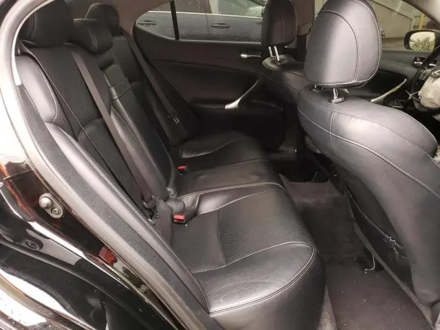 2011 LEXUS IS 350  