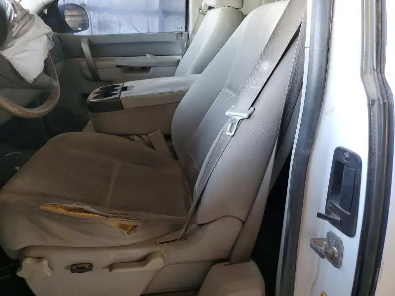 2012 CHEVROLET SILVERADO C1500 LT  