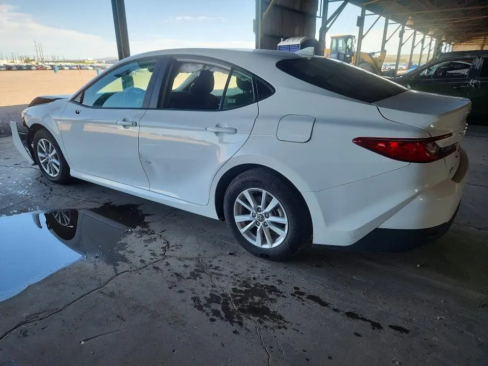 2026 TOYOTA CAMRY LE  