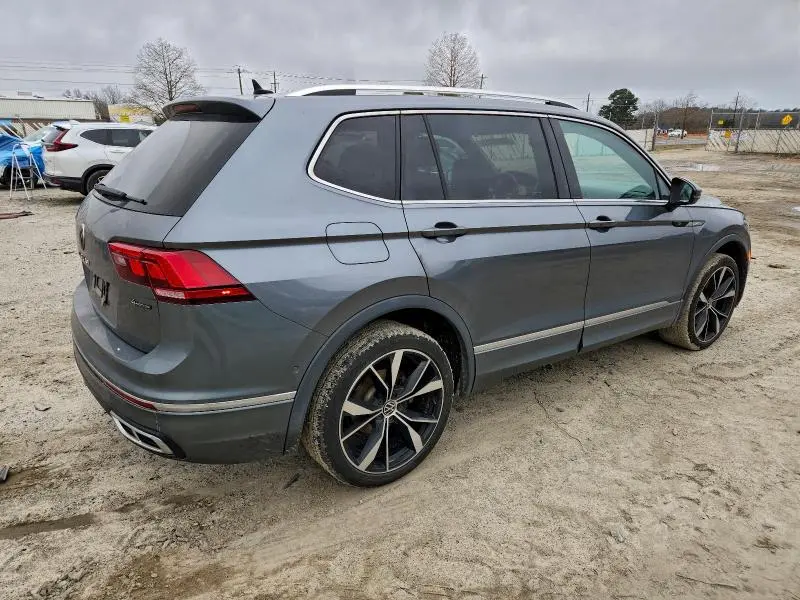 2022 VOLKSWAGEN TIGUAN SEL R-LINE  