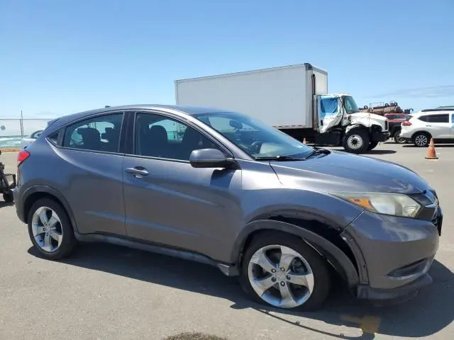 2017 HONDA HR-V LX  