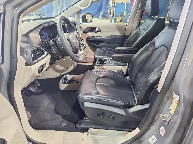2023 CHRYSLER PACIFICA HYBRID TOURING L  