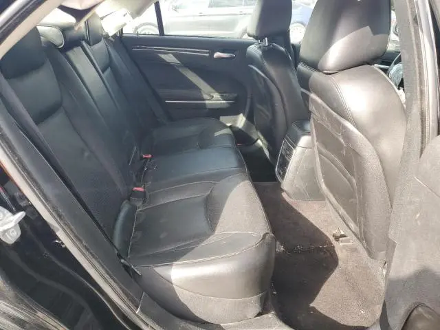 2019 CHRYSLER 300 LIMITED  